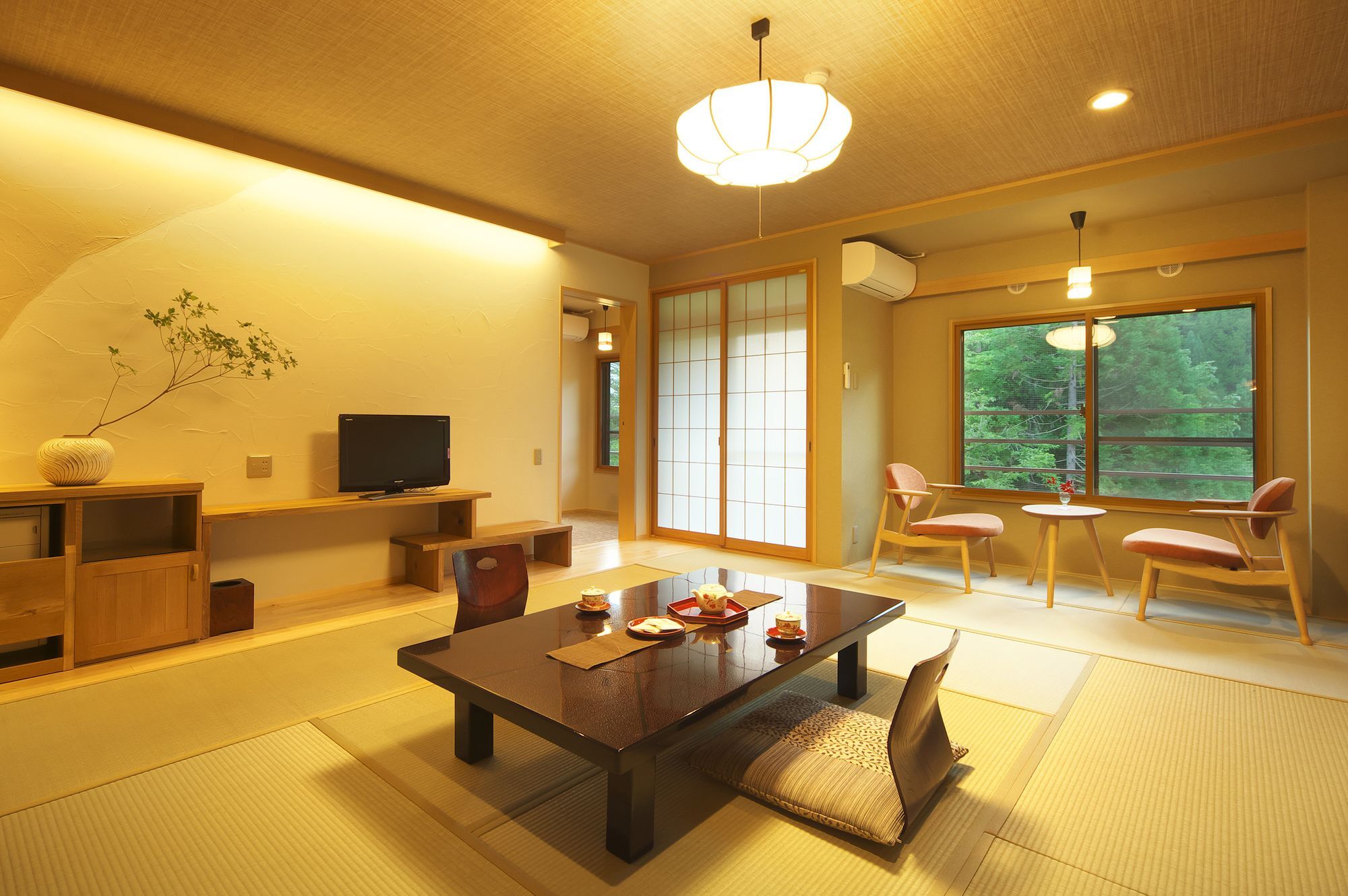 Magokuro Hotel Такаяма Екстериор снимка